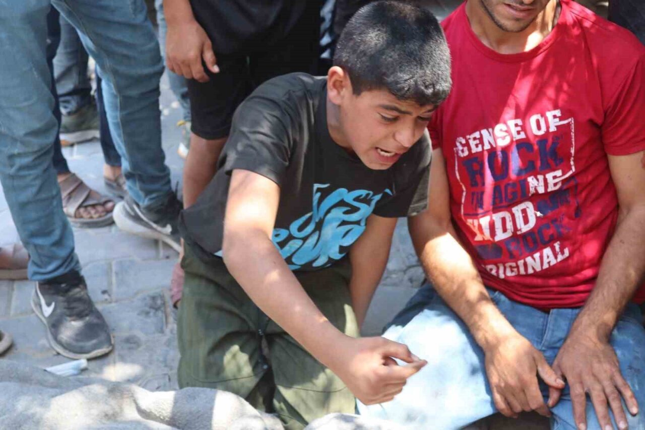 İsrail ordusunun Gazze Şeridi’ndeki bir karakola yönelik düzenlediği hava saldırısında