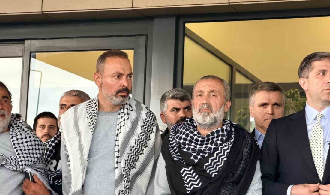 İsrail’in Gazze’ye insani yardım götürmek amacıyla yola çıkan Küresel Sumud