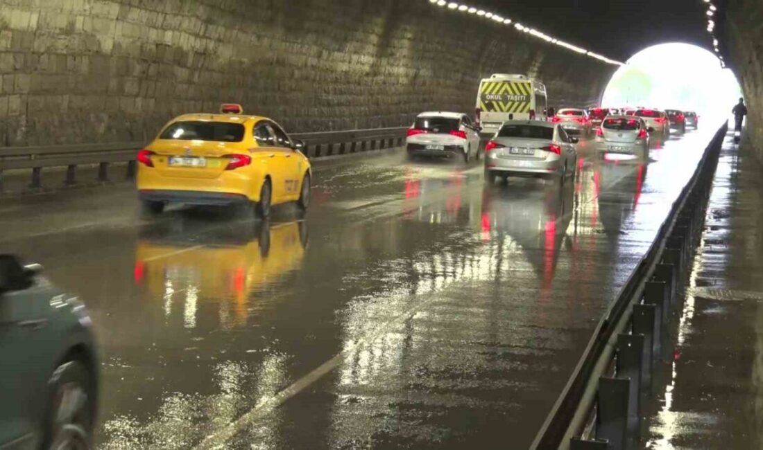 İstanbul’da sabah saatlerinde etkisini artıran sağanak yağış, özellikle Anadolu Yakası’nda