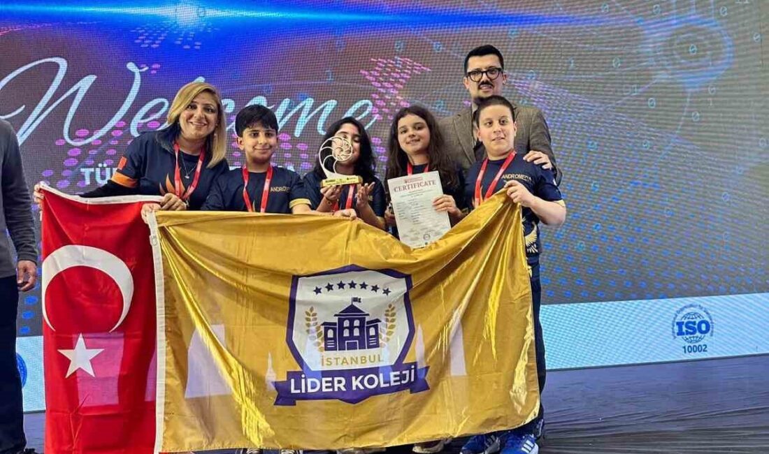 İstanbul Lider Koleji öğrencileri, 1 kilogram sumo ve 3 kilogram
