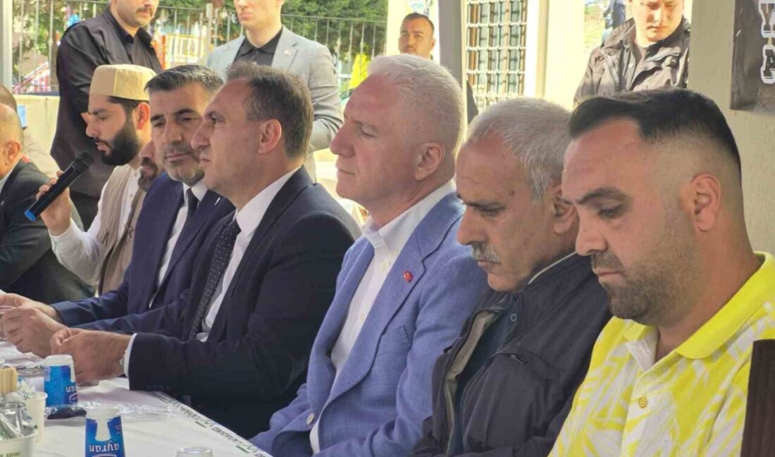 İstanbul Valisi Davut Gül, bıçaklanarak öldürülen 16 yaşındaki Abdulbaki Demirel