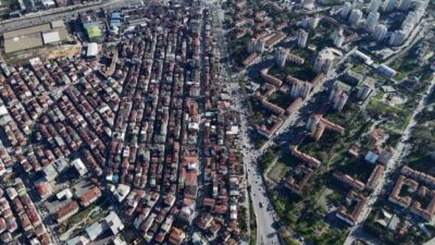 İstanbul’un Küçükçekmece ilçesinde havadan çekilen görüntüler, aynı ilçede yer alan