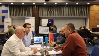 İzmir Ticaret Odası, KOSGEB’den Eximbank’a, SGK’dan PTT’ye kadar kentin 8