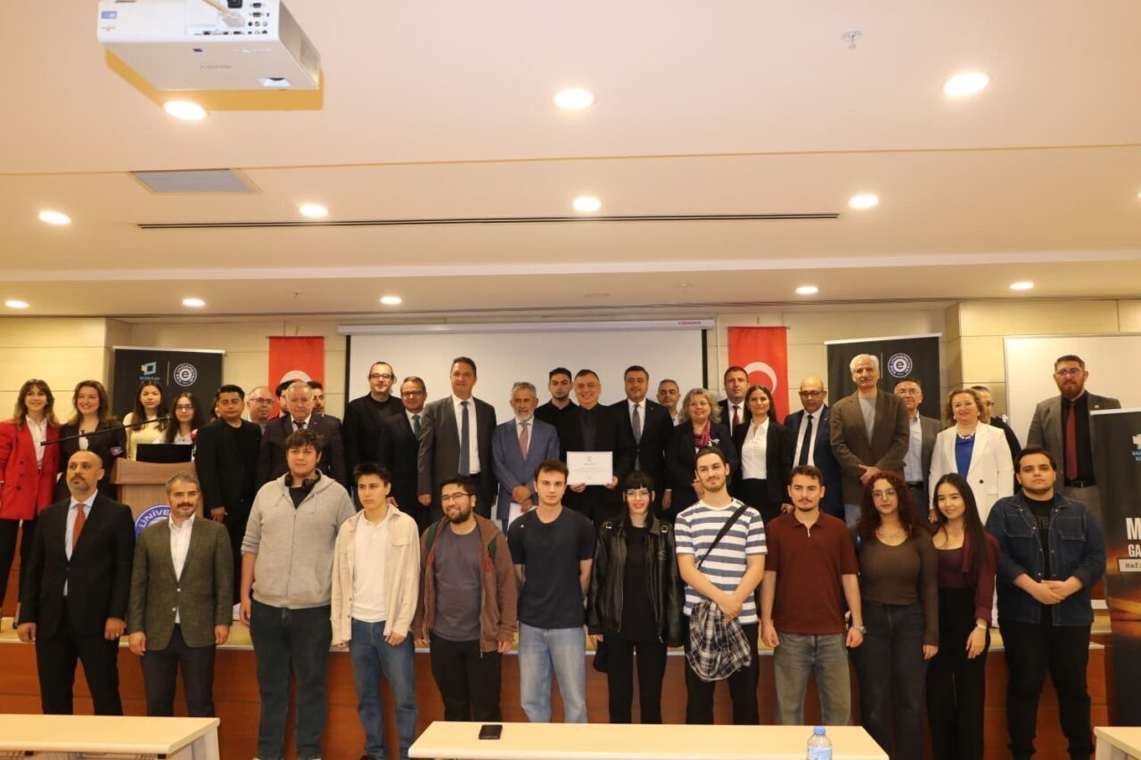 Basın İlan Kurumu (BİK) ile Ege Üniversitesi iş birliğinde düzenlenen