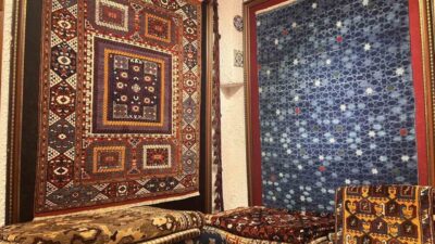 İzmir’de geleneksel yöntemler ve doğal kök boyalar kullanılarak büyük bir