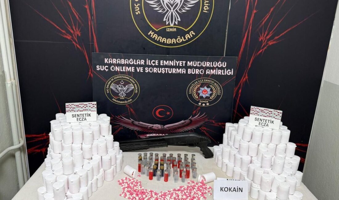 İzmir’in Karabağlar ilçesinde polis ekiplerince bir adrese düzenlenen operasyonda 24