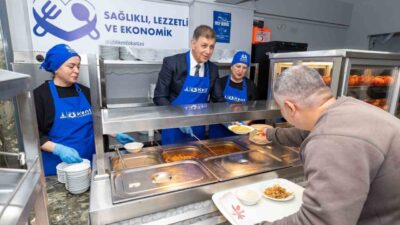İzmir Büyükşehir Belediyesi’nin sosyal belediyecilik anlayışıyla hizmete aldığı Kent Lokantaları,