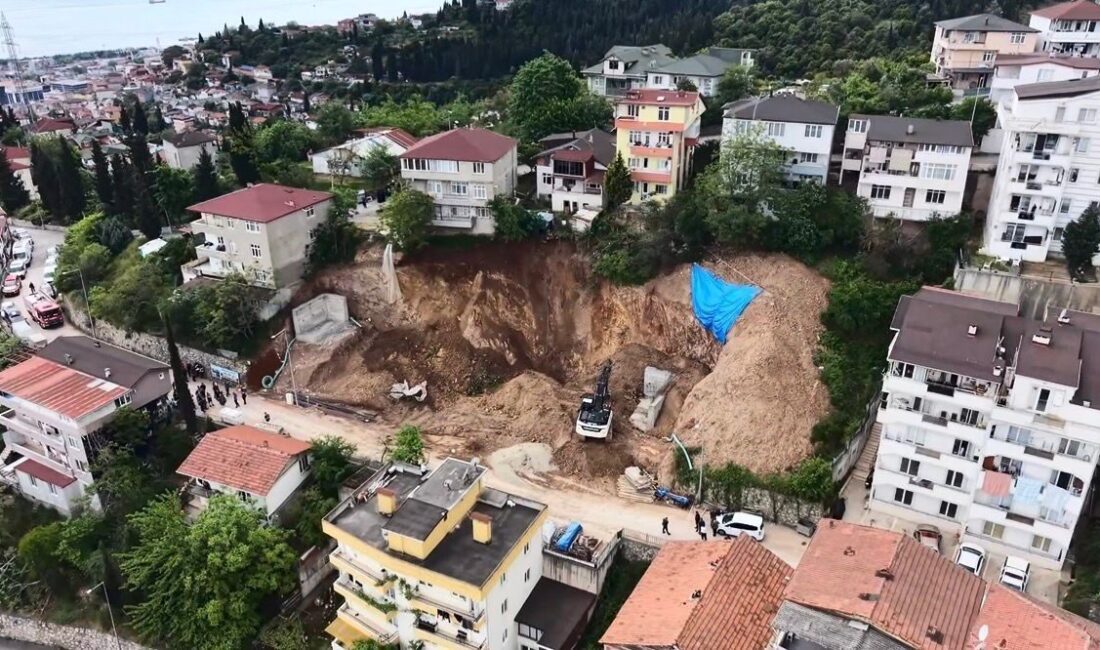Kocaeli’nin İzmit ilçesinde bir inşaattaki temel kazısı sırasında meydana gelen