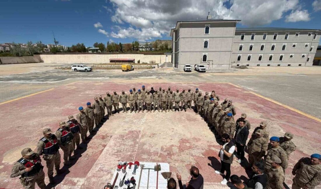 Elazığ’da Orman İşletme Müdürlüğü ekipleri tarafından orman yangınlarıyla mücadele kapsamında