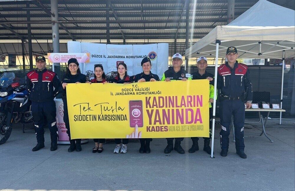 DÜZCE(İHA) – Düzce’nin Çilimli ilçesinde kapalı pazar yerinde jandarmadan KADES