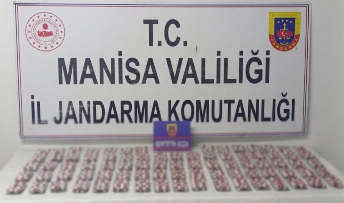 Manisa’nın Soma ilçesinde jandarma ekiplerince düzenlenen operasyonda binlerce sentetik ecza