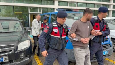 Samsun’un Tekkeköy ilçesinde jandarma ekipleri tarafından düzenlenen uyuşturucu operasyonunda gözaltına