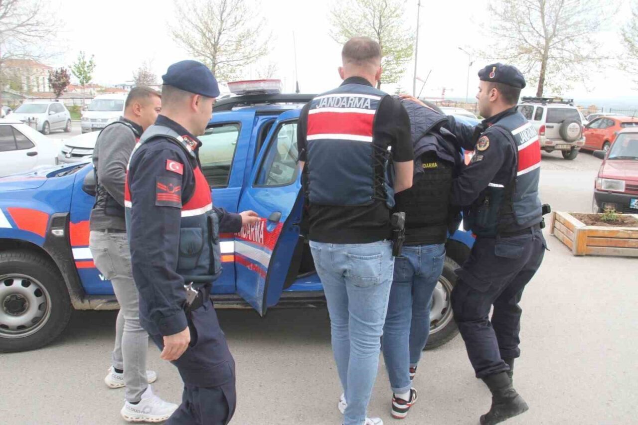 Konya’nın Beyşehir ilçesinde bir kişinin darbedildikten sonra av tüfeğiyle vurularak