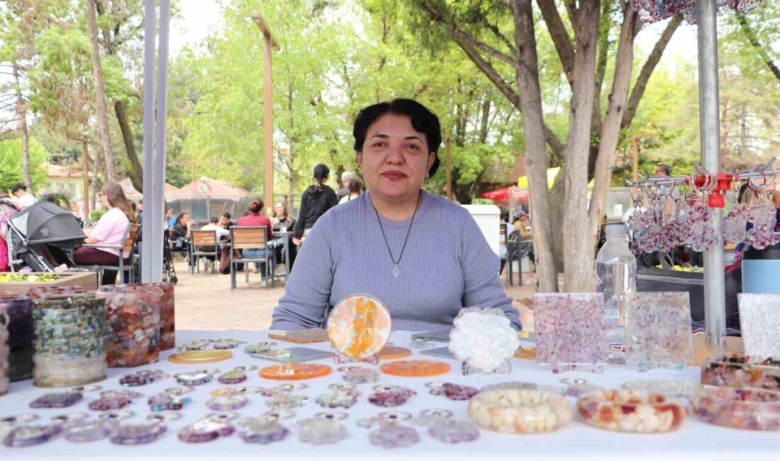 Eskişehir’de yaşayan ev hanımı Sevil Tuluk, hobi olarak başladığı doğal