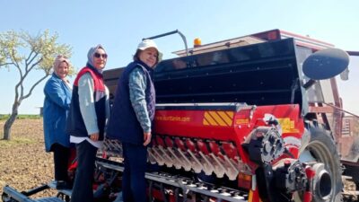 Kırklareli’nin Babaeski ilçesinde İlçe Tarım ve Orman Müdürlüğü teknik personeli,