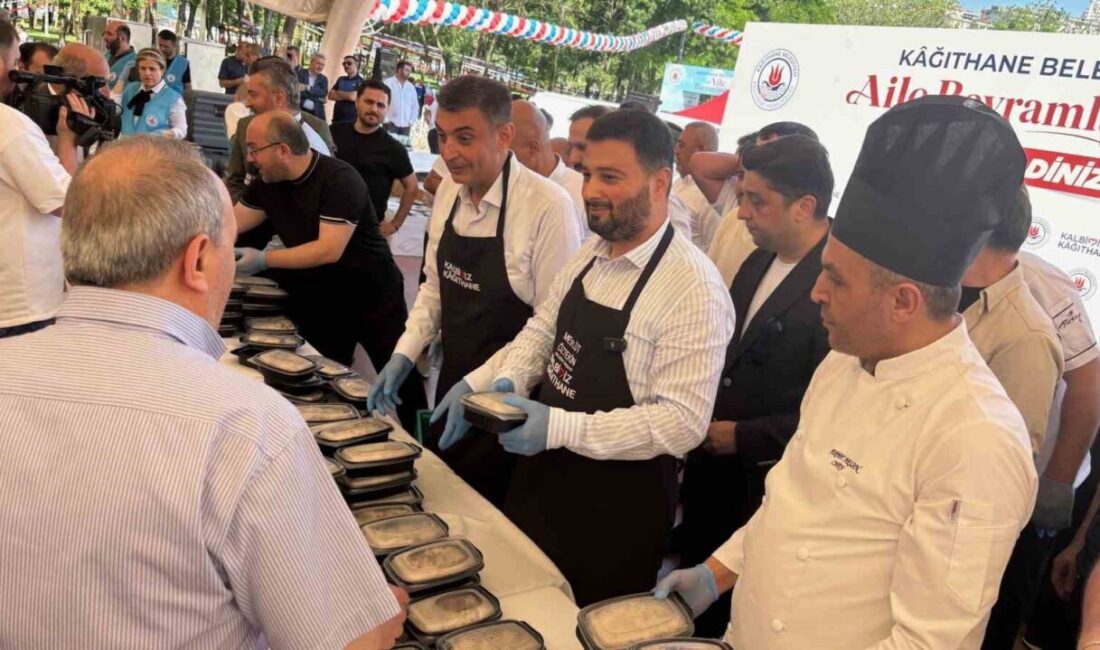 Kağıthane Belediyesi tarafından düzenlenen “Aile Bayramlaşması” etkinliğinde yaklaşık 20 bin