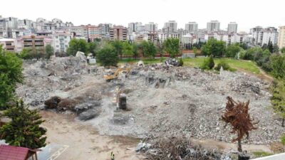 Kahramanmaraş’ın simge nokta ve yapılarından biri olan Necip Fazıl Kısakürek