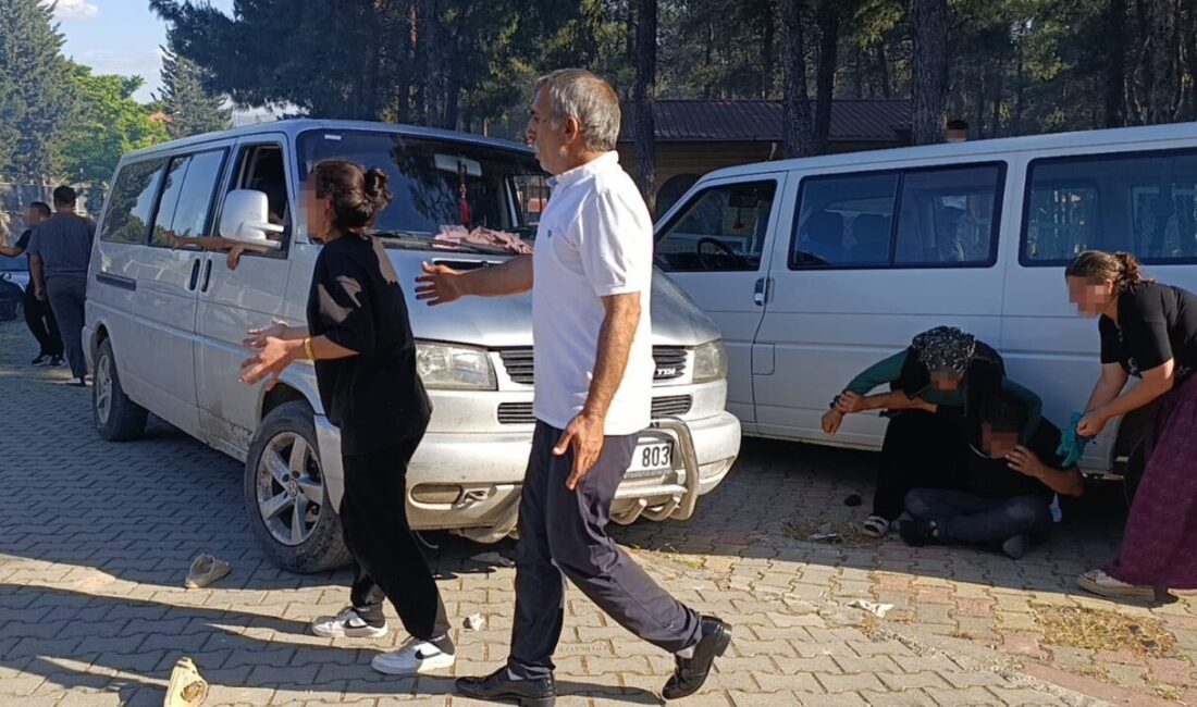 Kahramanmaraş’ta bir parkta iki grup arasında çıkan kavga, polis ekiplerinin