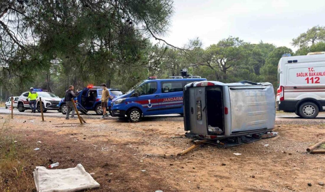 Antalya’nın Manavgat ilçesinde şerit ihlali yapan kapalı kasa kamyonet ile