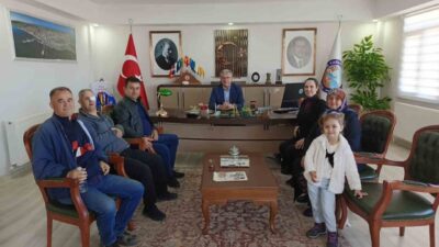 Karabiga’da yaşayan özel gereksinimli Ali Fahri Koyun, Karabiga Belediye Başkanı