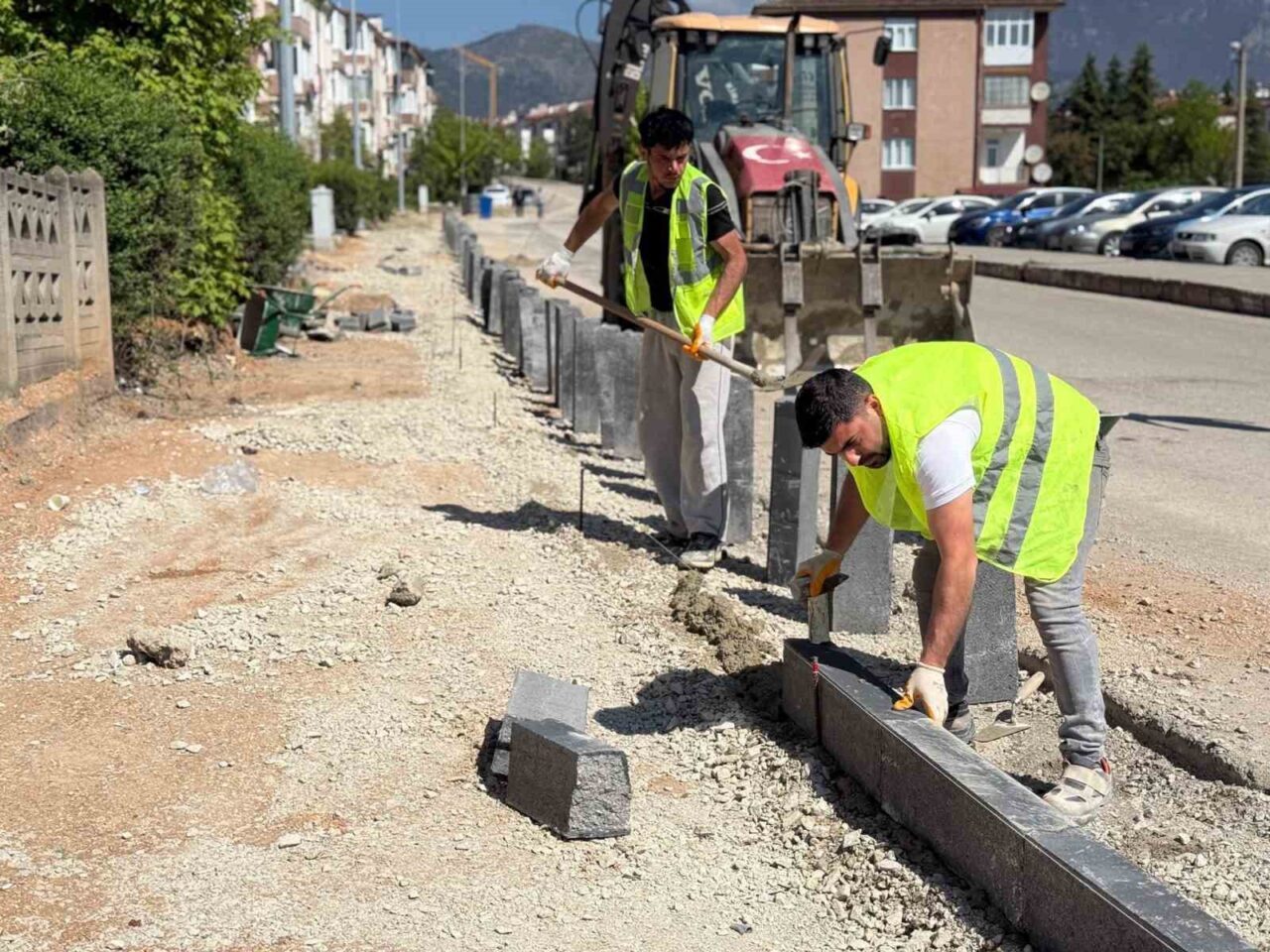 Karabük Belediye Başkanı Özkan Çetinkaya, kentin en büyük yerleşim alanlarından