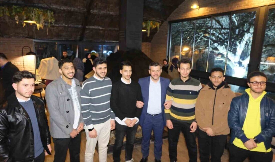 Karabük Belediye Başkanı Özkan Çetinkaya, gençlere yönelik projelerle kenti daha