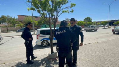 Karaman’da çıkan bıçaklı kavgada 1 kişi yaralandı. Olay sonrası kaçan