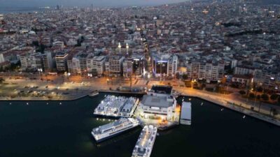 İzmir Büyükşehir Belediyesi, Karşıyaka Vapur İskelesi ile Çarşı arasındaki yaya
