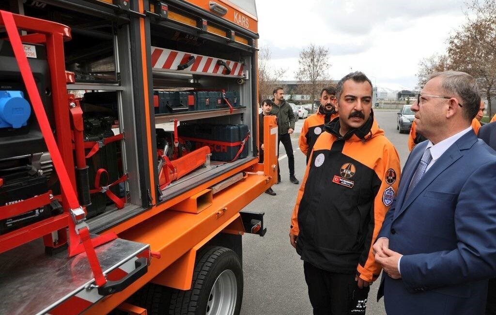 Kars Valisi Ziya Polat, Karayolları 18. Bölge Müdürlüğü bünyesinde kurulan