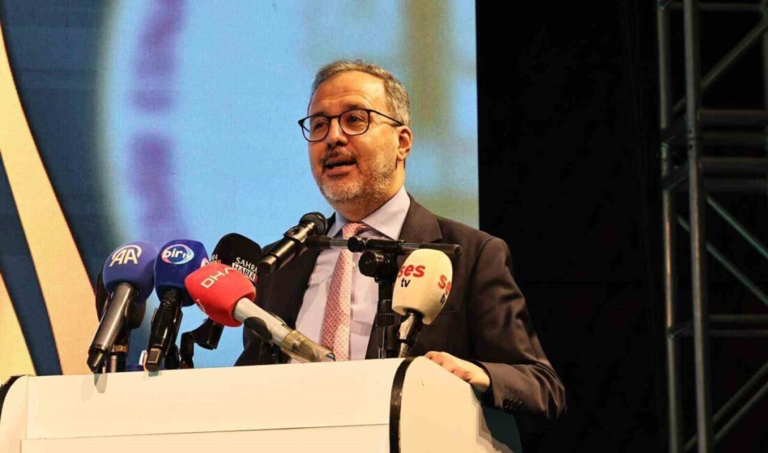 Önceki dönem Gençlik ve Spor Bakanı ve AK Parti İzmir