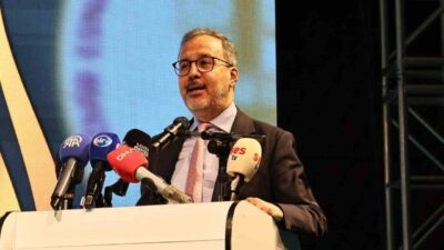 Önceki dönem Gençlik ve Spor Bakanı ve AK Parti İzmir