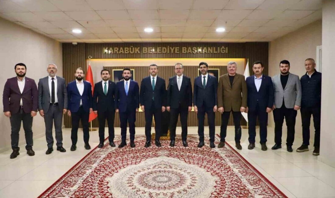 Gençlik ve Spor eski Bakanı, AK Parti İzmir Milletvekili Dr.