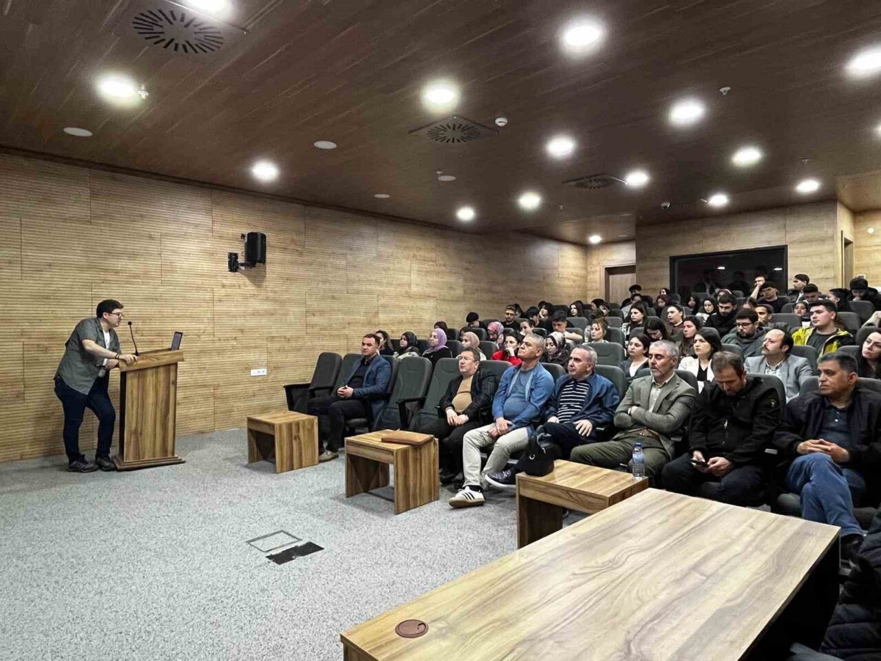 Kastamonu Üniversitesi, gençliği tehdit eden madde bağımlılığına karşı toplumsal farkındalık