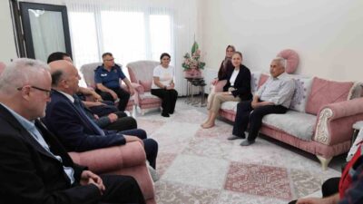 Nazilli Kaymakamı Hüriye Küpeli Kan, şehit Jandarma er Ahmet Bursa