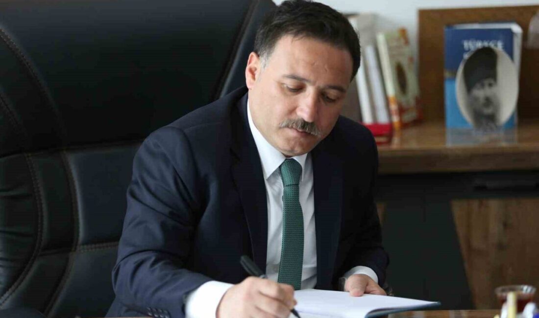 Kayseri protokolü Kurban Bayramı dolayısıyla kutlama mesajları yayımladı. Vali Çiçek’in