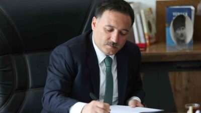 Kayseri protokolü Kurban Bayramı dolayısıyla kutlama mesajları yayımladı. Vali Çiçek’in