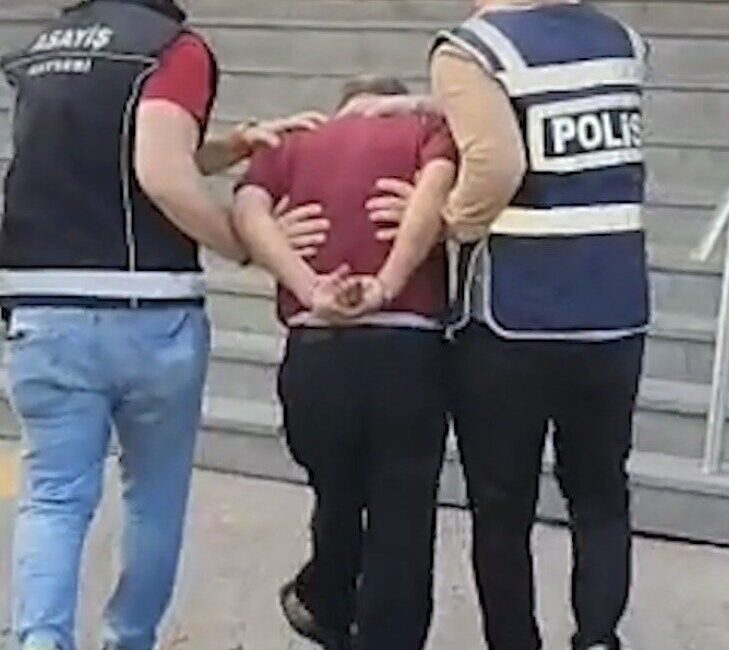 Kayseri’de polis ekipleri tarafından yapılan çalışmalarda, haklarında ‘kasten öldürme’ suçundan