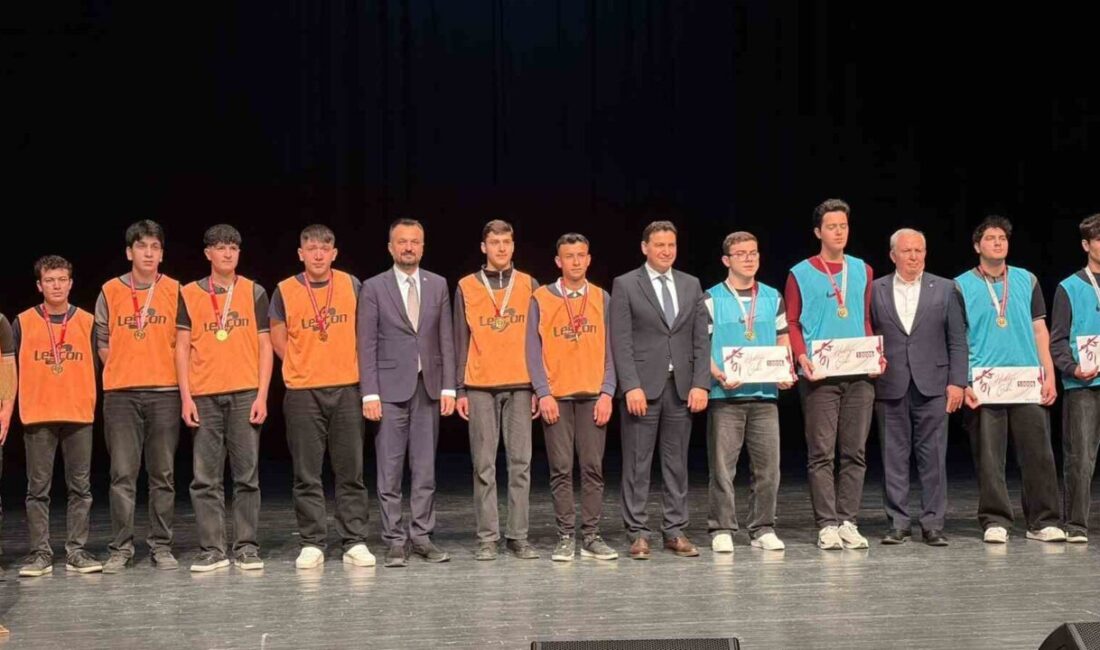 Kayseri’de Hıdırellez Bayramı, İl Kültür ve Turizm Müdürlüğü tarafından düzenlenen
