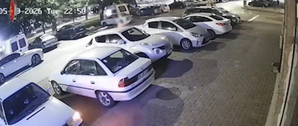 Kayseri’nin Kocasinan ilçesinde bir turizm acentasına tabancayla kurşun yağdıran şahıs,