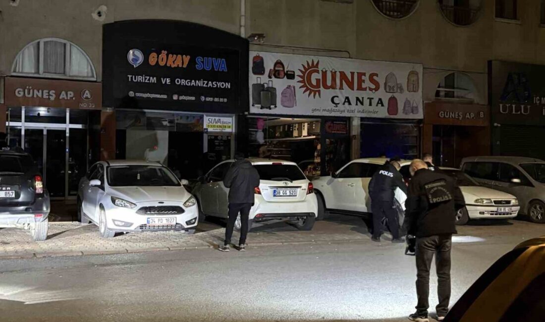 Kayseri’nin Kocasinan ilçesinde bir turizm kimliği belirsiz şahıslar tarafından kurşun
