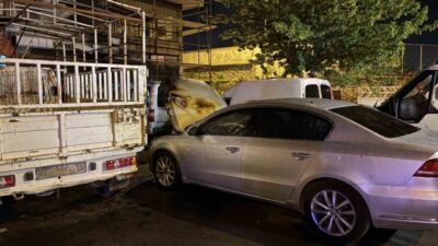 Kayseri’nin Melikgazi ilçesinde yolda arızalanarak duman çıkaran otomobil, sanayiye park