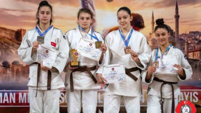 Spor Toto Minikler Türkiye Judo Şampiyonası’nda 63 kilogram sporcusu Selda