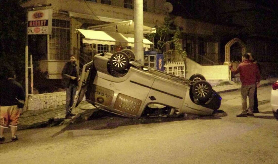 Isparta’da iki aracın çarpışması sonucu meydana gelen kazada hafif ticari