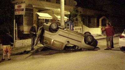 Isparta’da iki aracın çarpışması sonucu meydana gelen kazada hafif ticari