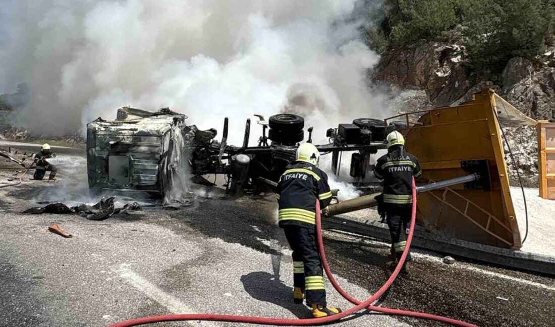 Milas-Yatağan karayolu Boğa Yokuşu mevkiinde meydana gelen trafik kazasında devrilen