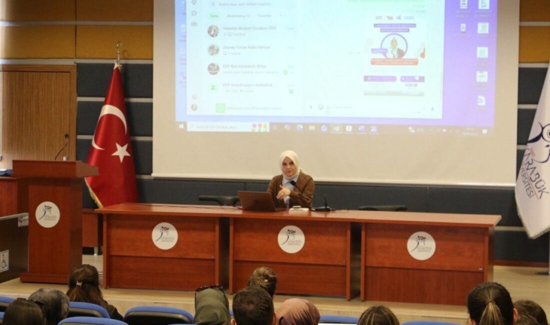 Karabük Üniversitesi’nde (KBÜ) gerçekleştirilen “Akademik Yazımda Dijital Çözümler” eğitiminde, akademik