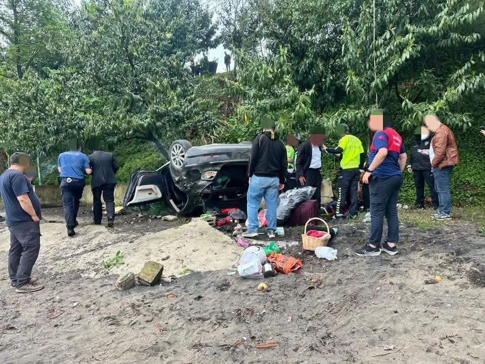 Giresun’un Piraziz ilçesinde meydana gelen trafik kazasında 4 kişi yaralandı.