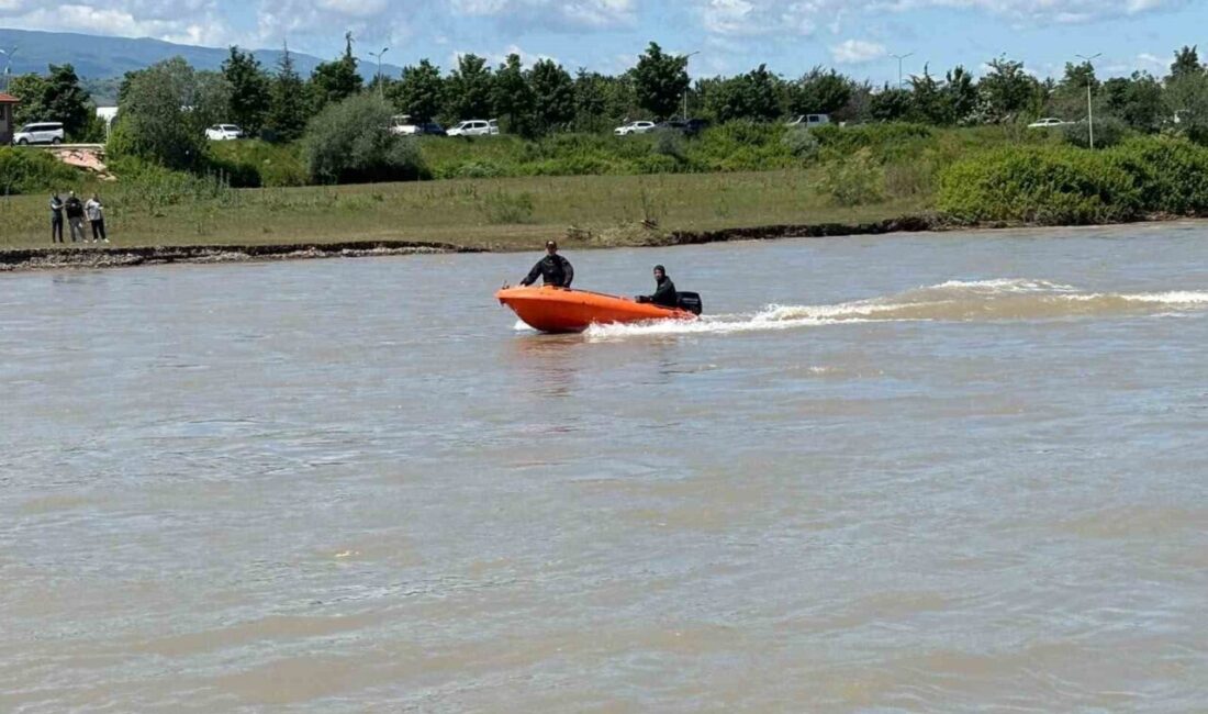 Tokat’ın Erbaa ilçesinde Kelkit Çayı’na düşerek kaybolan İlker P. ile