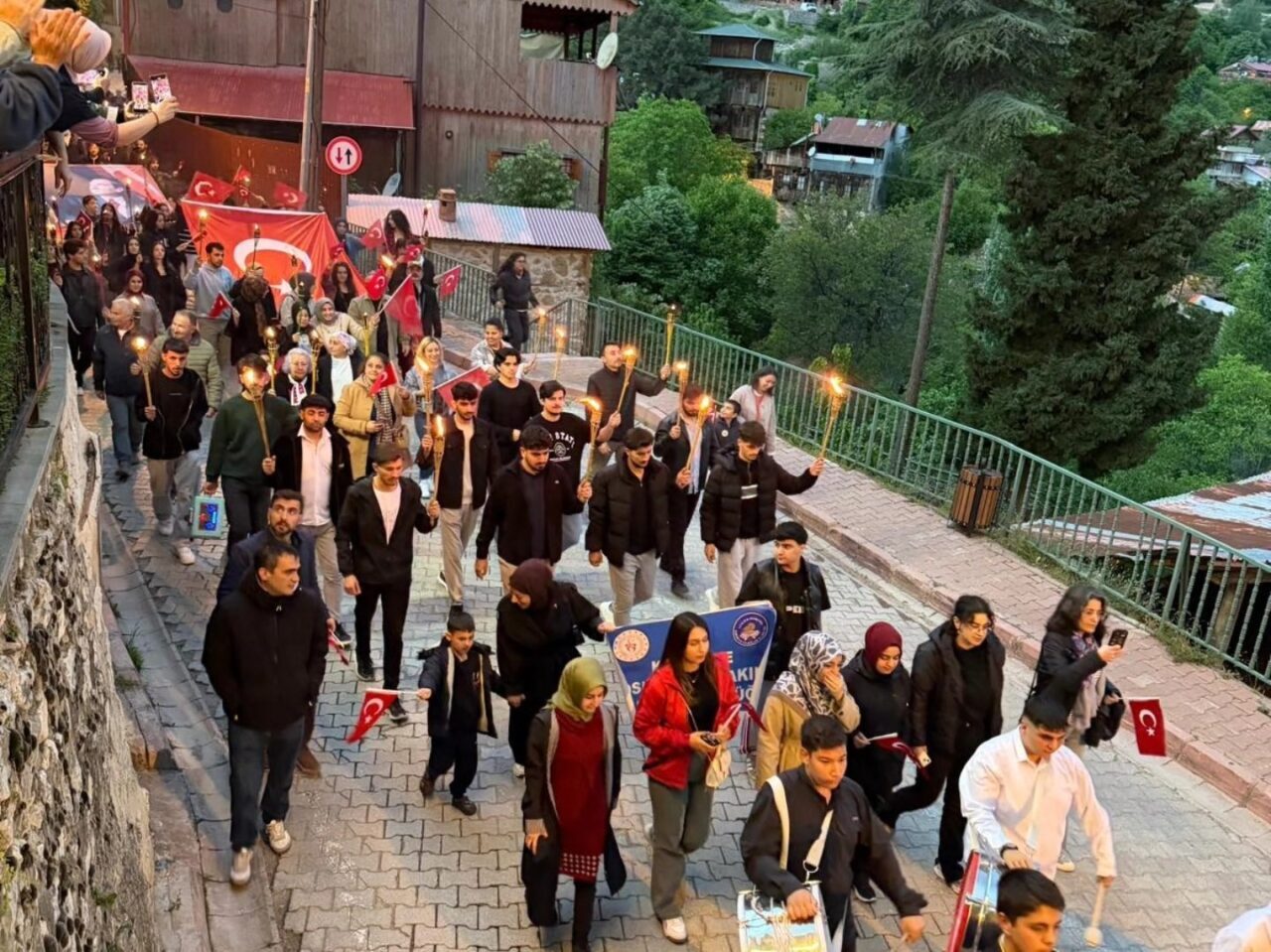 Erzincan’ın Kemaliye ilçesinde, 19 Mayıs Atatürk’ü Anma, Gençlik ve Spor