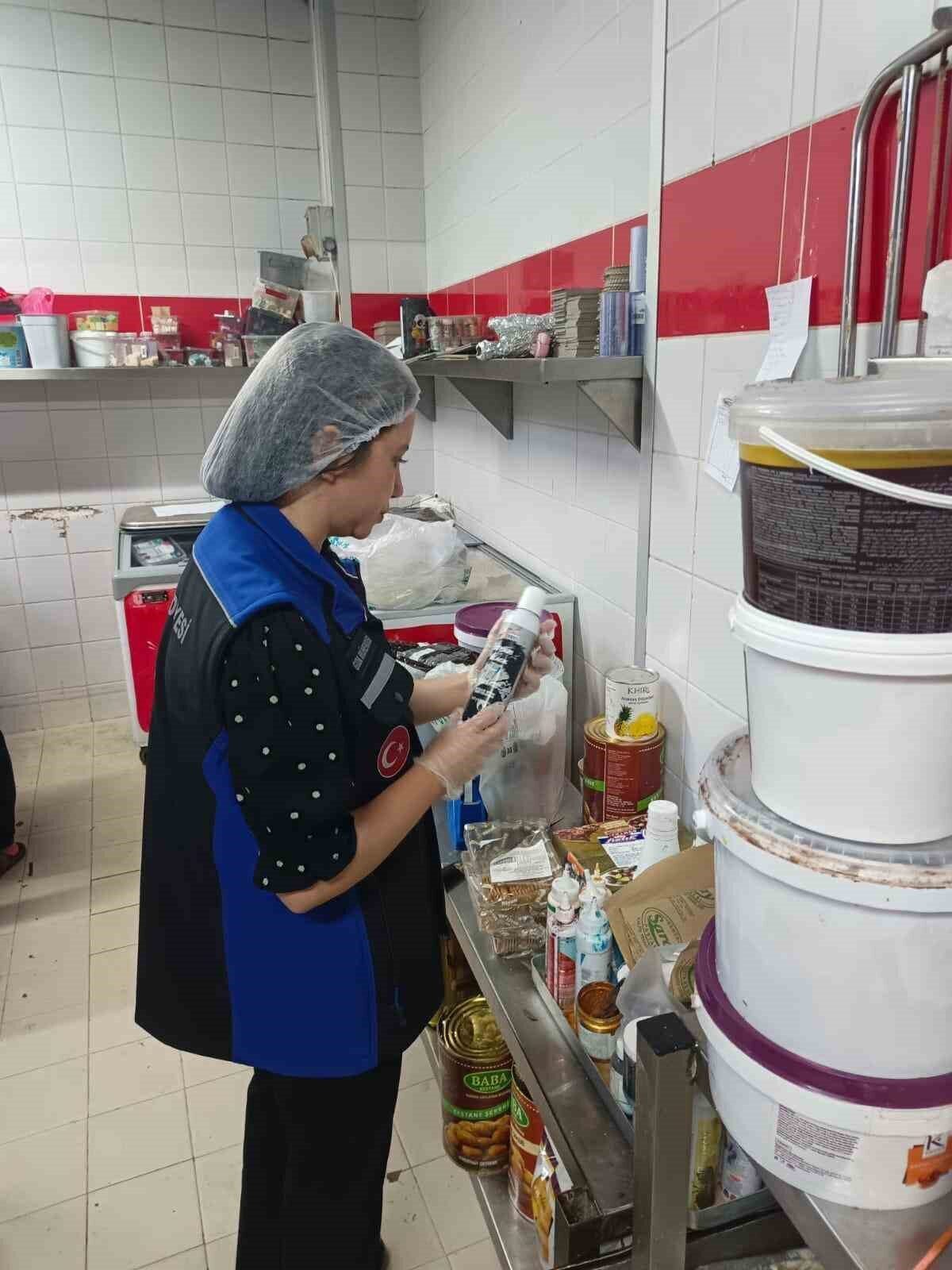 Kemer Belediyesi Zabıta Müdürlüğü ekipleri, Kurban Bayramı öncesi ilçe genelindeki